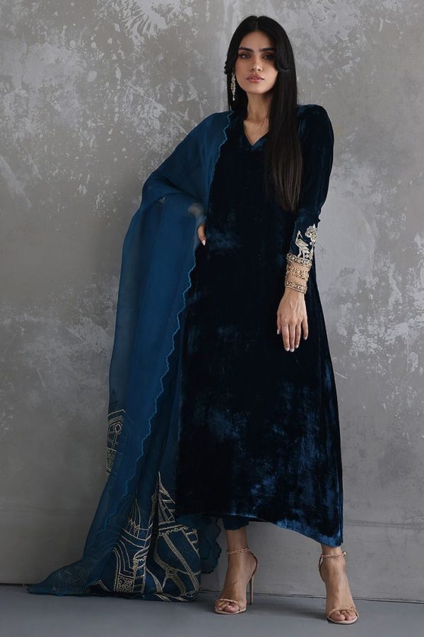 Luxury Pret – Blue Embroidered Dress